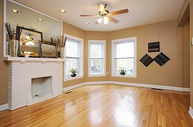 1st image of 1622 W Diversey Pkwy APT 1B