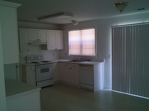 5th image of 2209 Monthemer Cove Dr