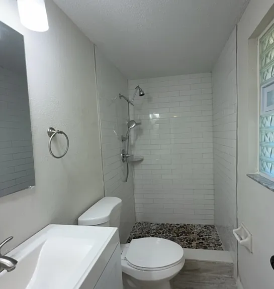 15839 Villa Dr — Photo 13