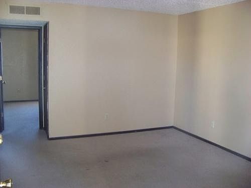 2nd image of 1825 Thomas Dr APT B8