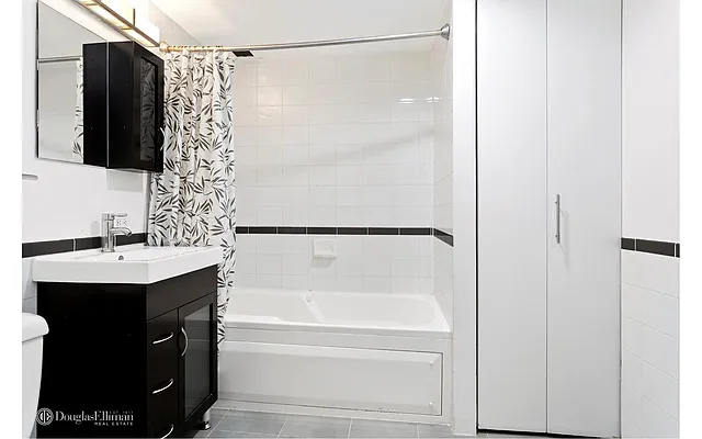 Sold by Douglas Elliman | media 14