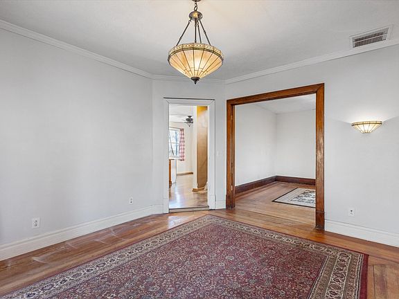 4th image of 31551 Orchard Ave
