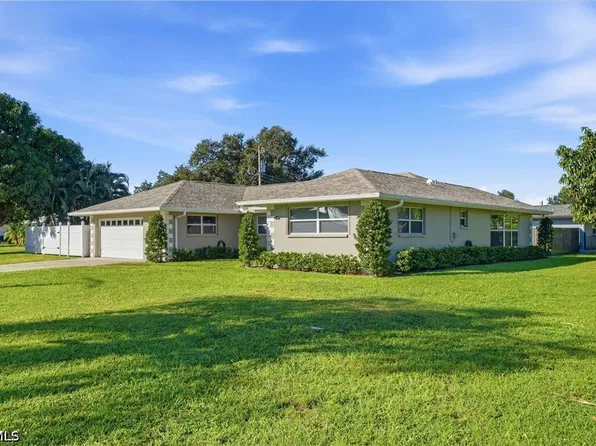 5654 Natoma Dr, Fort Myers, FL 33919