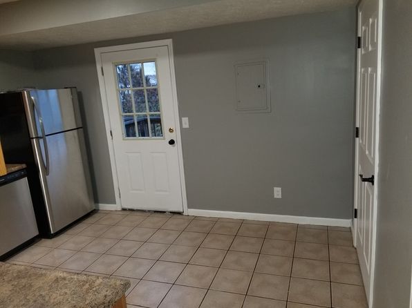 70 Montgomery St APT 8