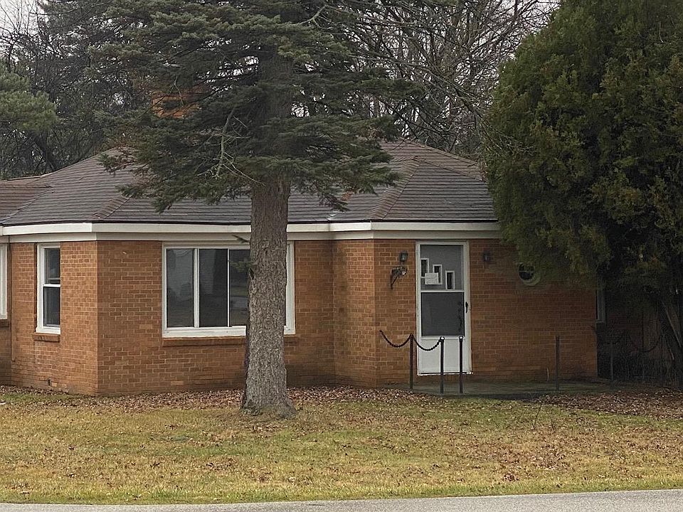 1st image of 2150 Linda St