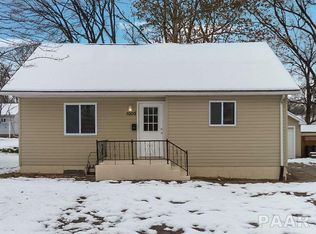 1005 Glen Ave, Henry, IL 61537