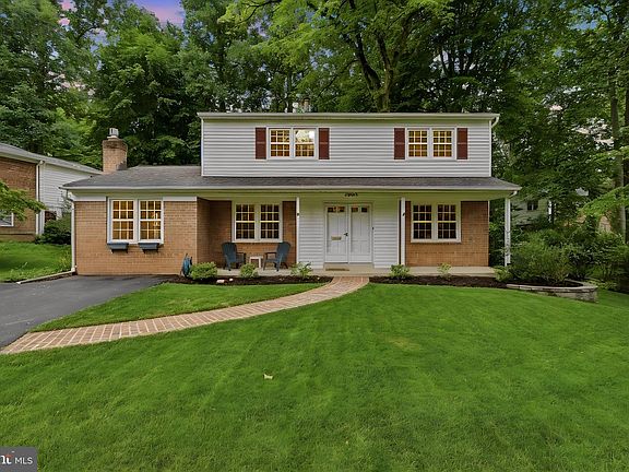 4th image of 5004 Linette Ln