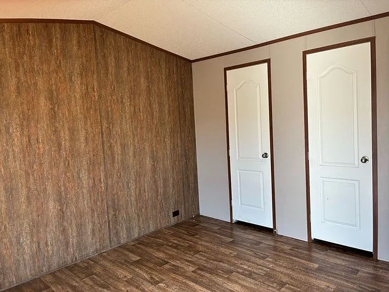 764 Wilson Dr — Photo 17
