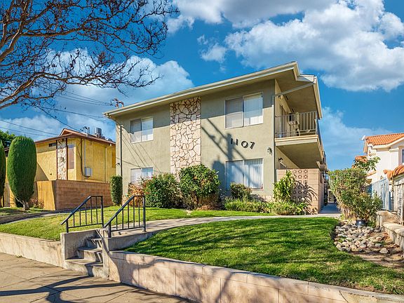 4th image of 1107 S Marguerita Ave #7