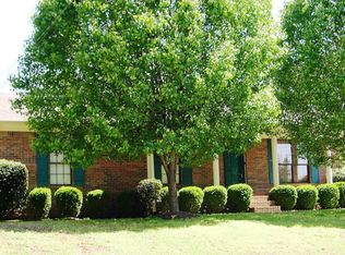 40 Joyce Dr, Jackson, TN 38305