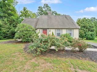 93 Stage Coach Rd, Windsor, CT 06095