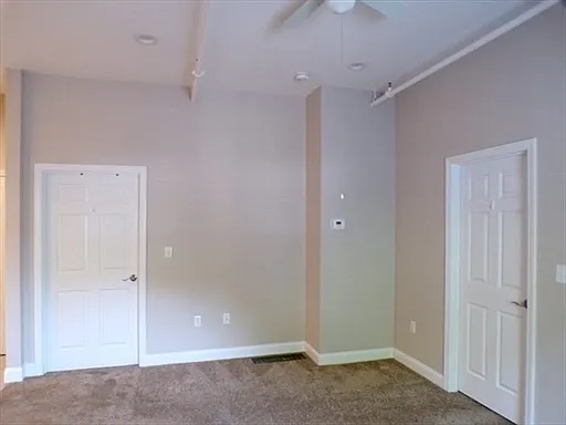 1072 Washington St #3 — Photo 7