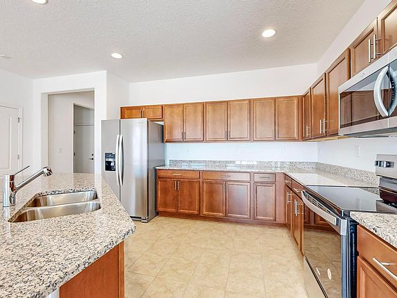 3rd image of 6077 Dasburg Dr