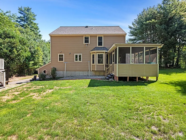 57 Harvest Wood Dr — Photo 25
