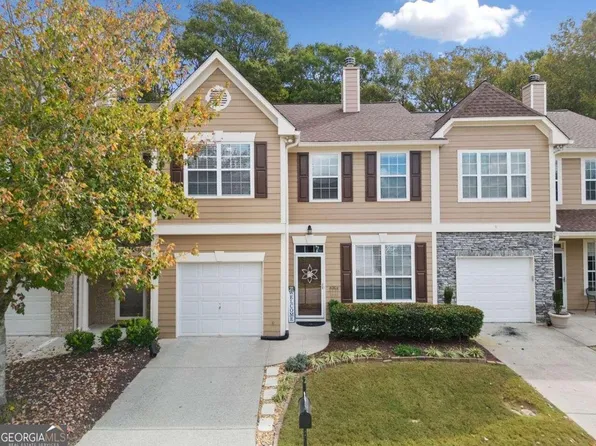 6404 Silvertide Way, Flowery Branch, GA 30542