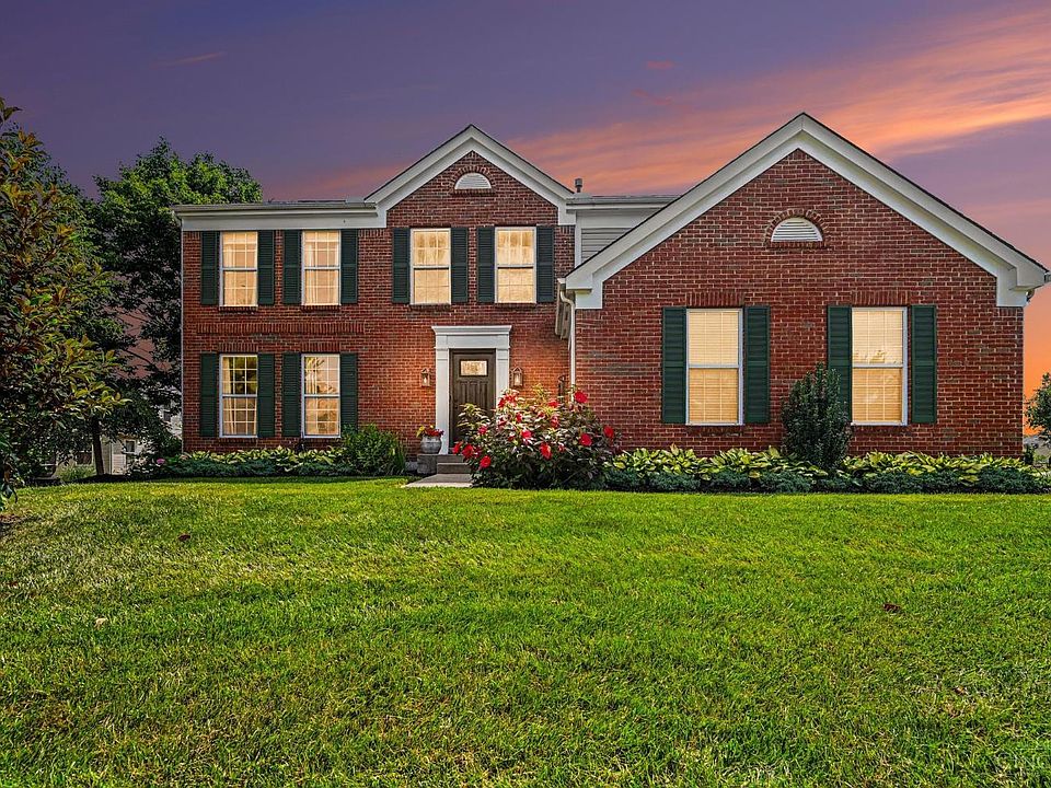 1st image of 136 Hearthstone Ct