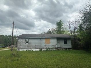 105 Lodge St, Ore City, TX 75683