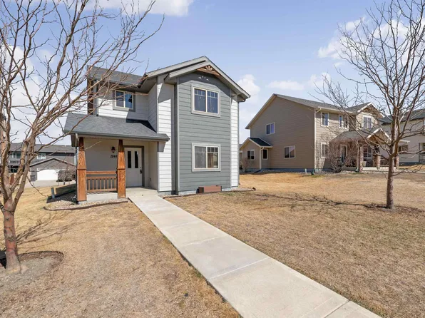 1248 Fairbanks Dr, Box Elder, SD 57719