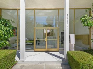 12955 Riverside Dr APT 301, Sherman Oaks, CA 91423