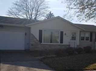 2733 43rd St, Two Rivers, WI 54241
