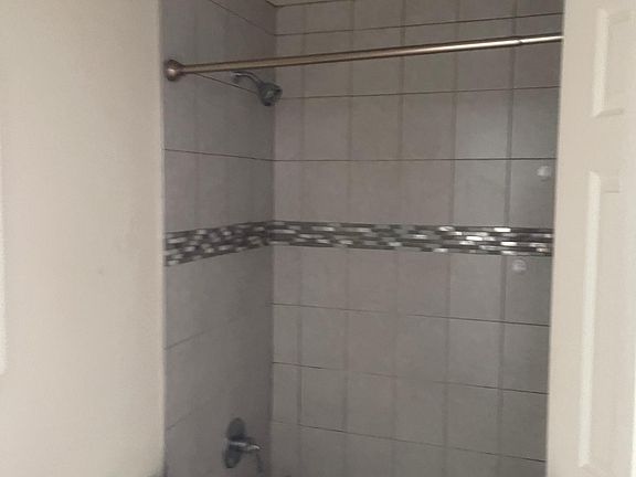 2nd image of 2594 Montgomery St