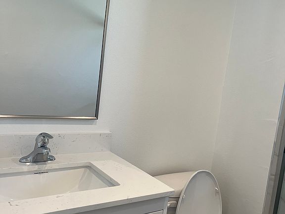 5th image of 2073 Wallace Ave #A