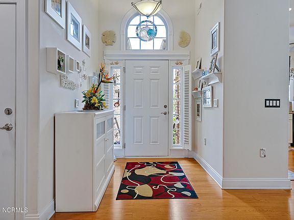 3rd image of 3240 Gardenwood Drive