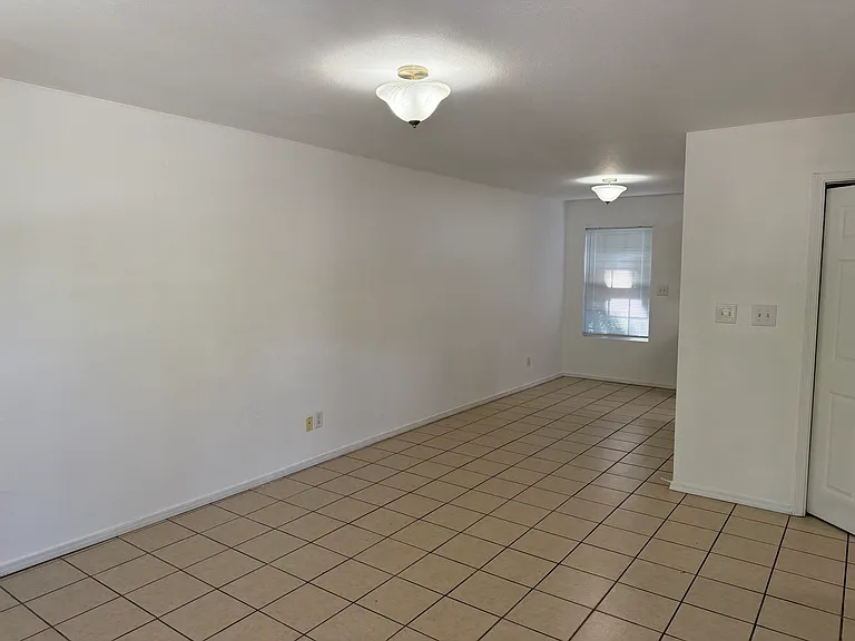 234 Adcock Rd #J — Photo 28