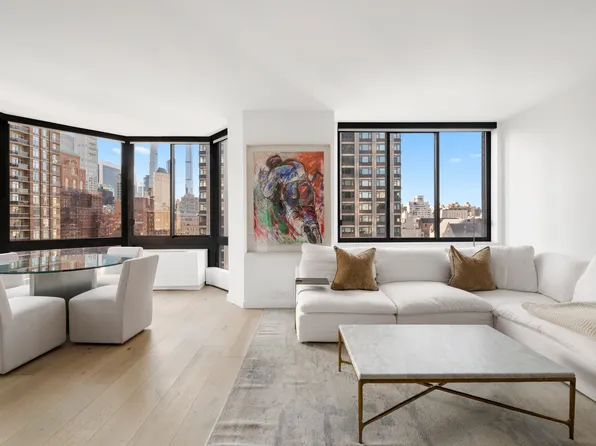 210 East 65th Street image 2 of 11