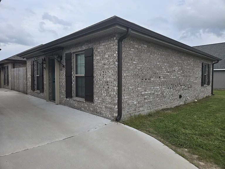 112 Moonflower Dr #1 — Photo 1