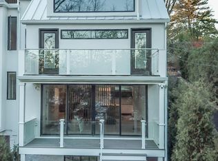 56 Spring St #2, Greenwich, CT 06830