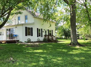 4593 E Armstrong Rd, Leesburg, IN 46538