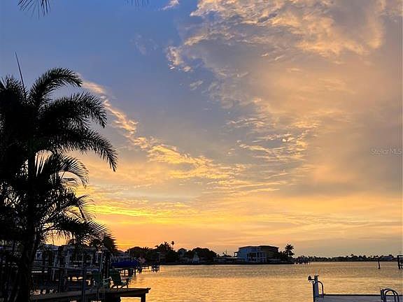 5th image of 406 161st Ave