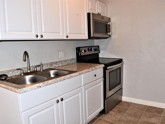 4th image of 4908 Brookside Blvd APT 14