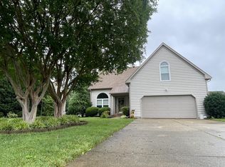 34 Devore Ave, Hampton, VA 23666