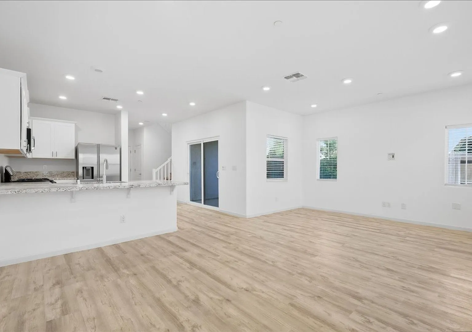 1229 Rojo St — Photo 3