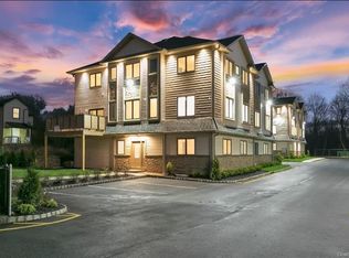 23 Old Nyack Tpke #201, Monsey, NY 10952