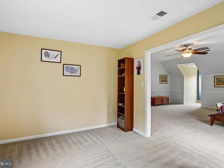 676 Old Hunt Way — Photo 29