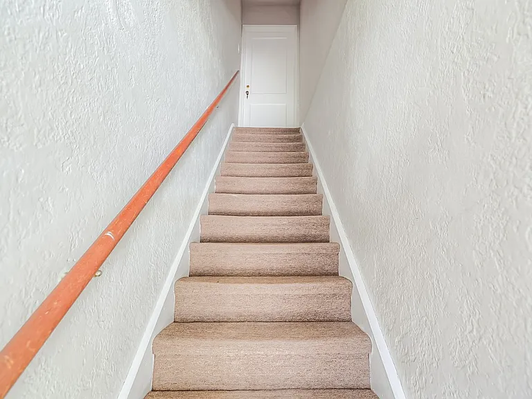 20 Acacia Rd — Photo 15
