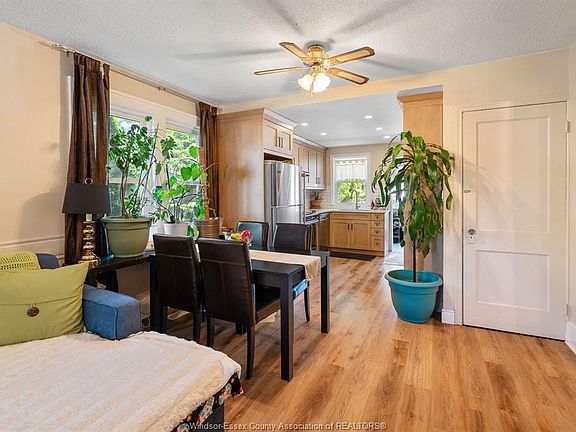 5th image of 1220 Bruce Ave