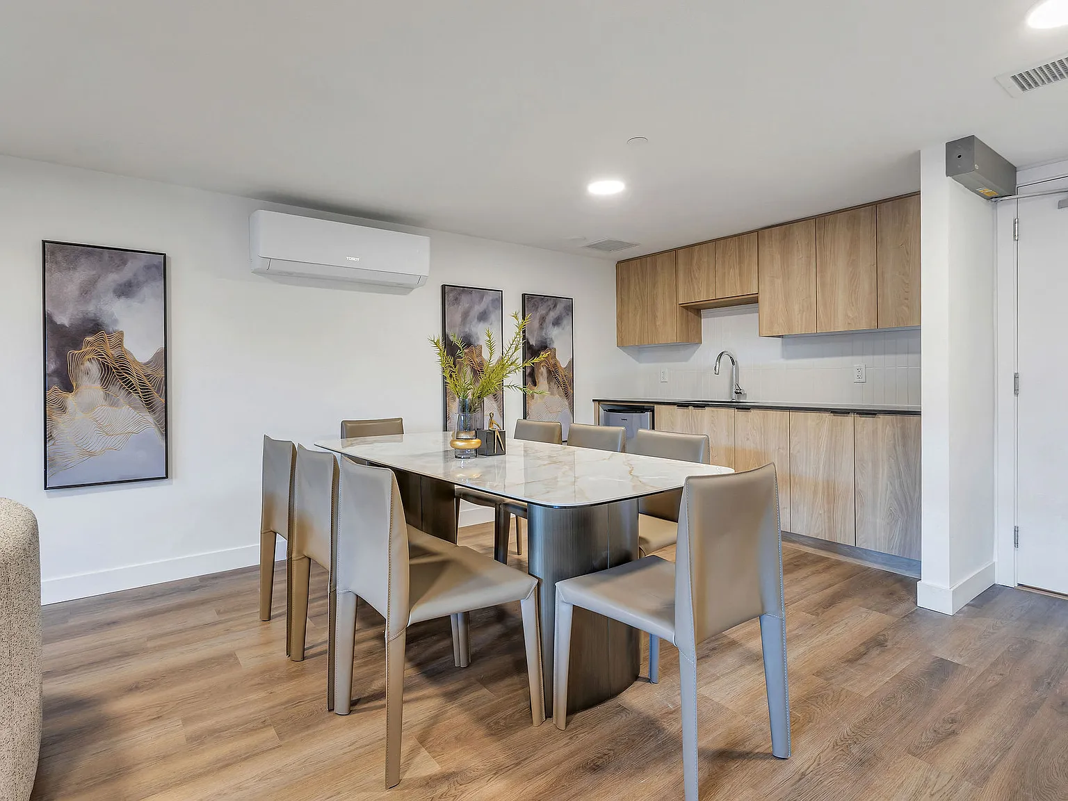 Beaumont - 1490 West 32nd Ave — Photo 1