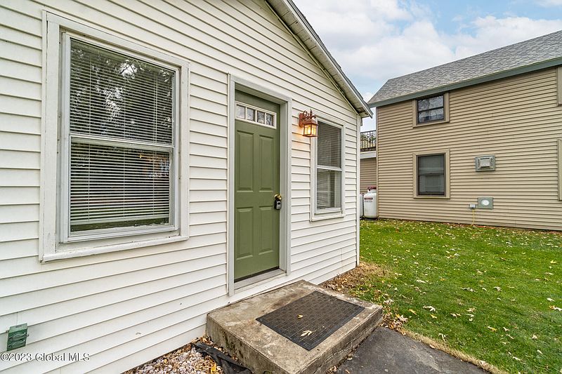 2nd image of 274 Scheller Park Road