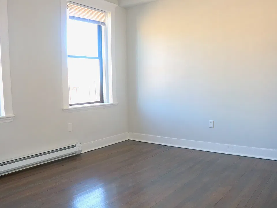 89 Park Dr #13