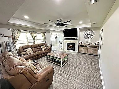 5th image of 4335 Summerlin Dr