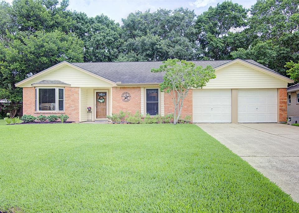 1st image of 17711 Heritage Cove Ct