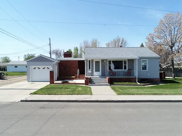315 Cooke St, Glendive, MT 59330