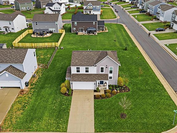 3rd image of 5015 Pettibone Pl