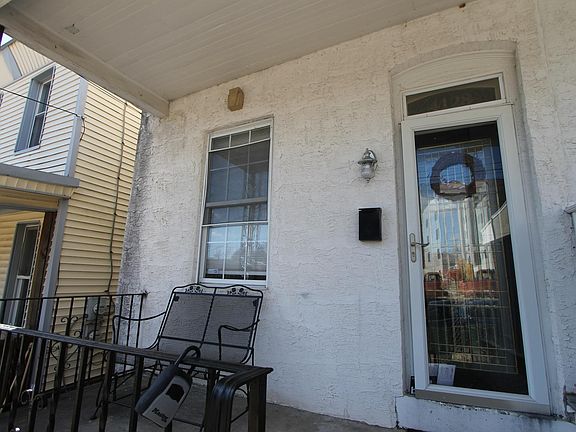 5th image of 4128 Freeland Ave