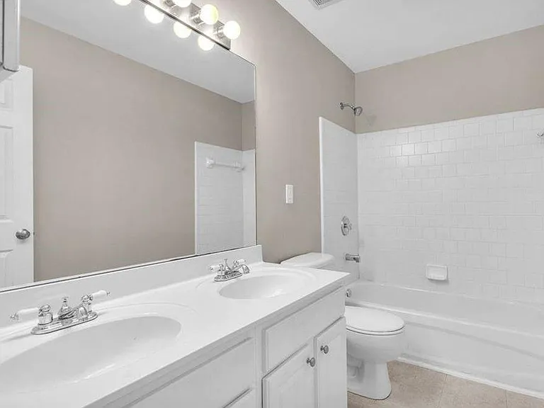 1626 Hemburg Trce NW #3 — Photo 20
