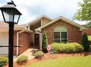 1046 Highland Cove Pl, Ridgeland, MS 39157